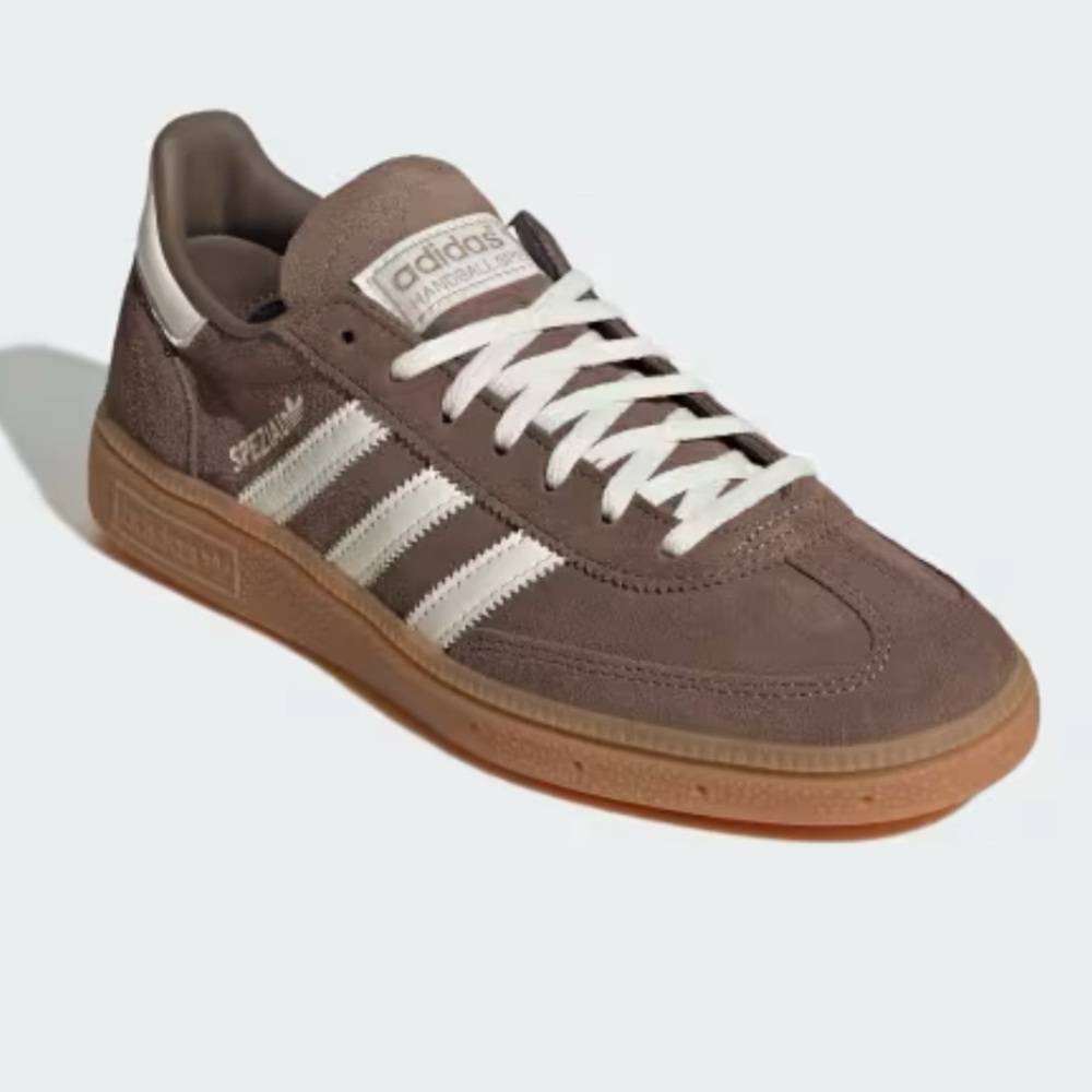 NEW Women’s Adidas Handball Spezial Size 6